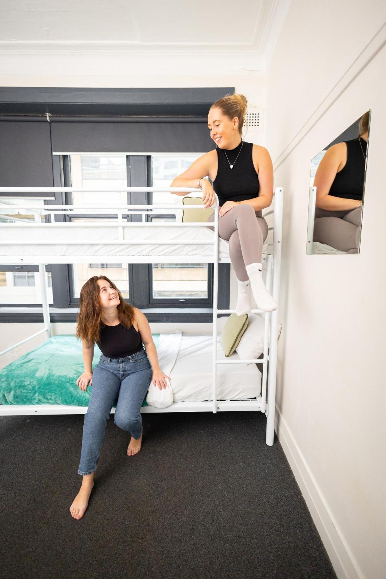 The Downing Hostel Sydney Eksteriør bilde